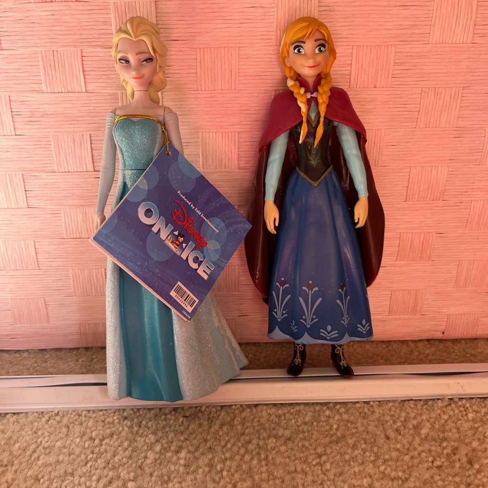 Disney Frozen Elsa and Anna Dolls - Blue and Purple